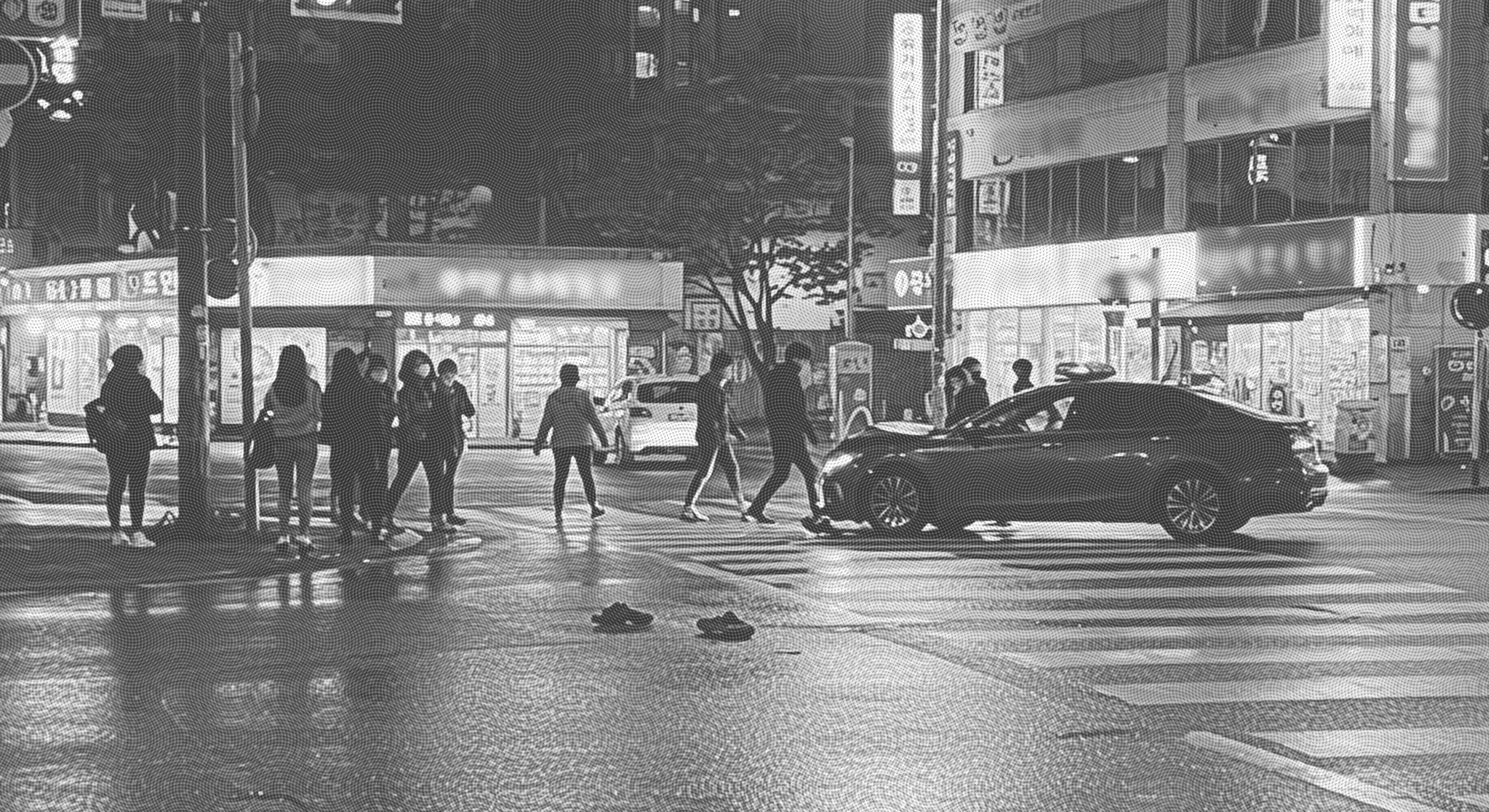 황색신호 딜레마존 교통사고, 상완골골절 등 전치10주 합의금 8천만원